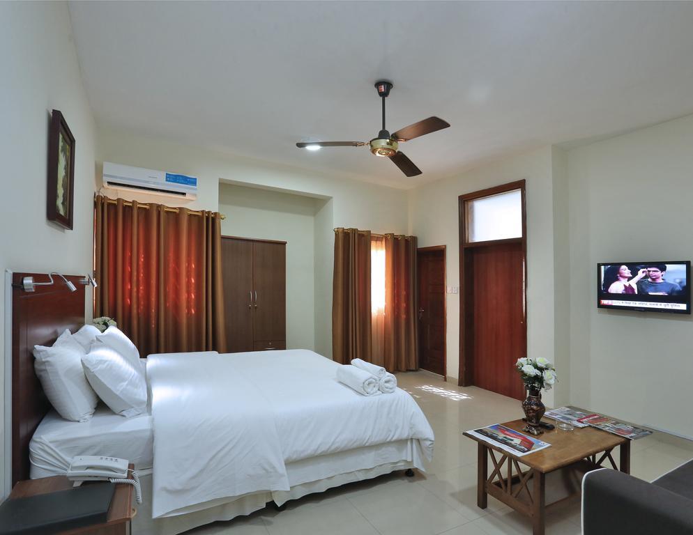 Nuzha Hotel Apartments Mascate Esterno foto