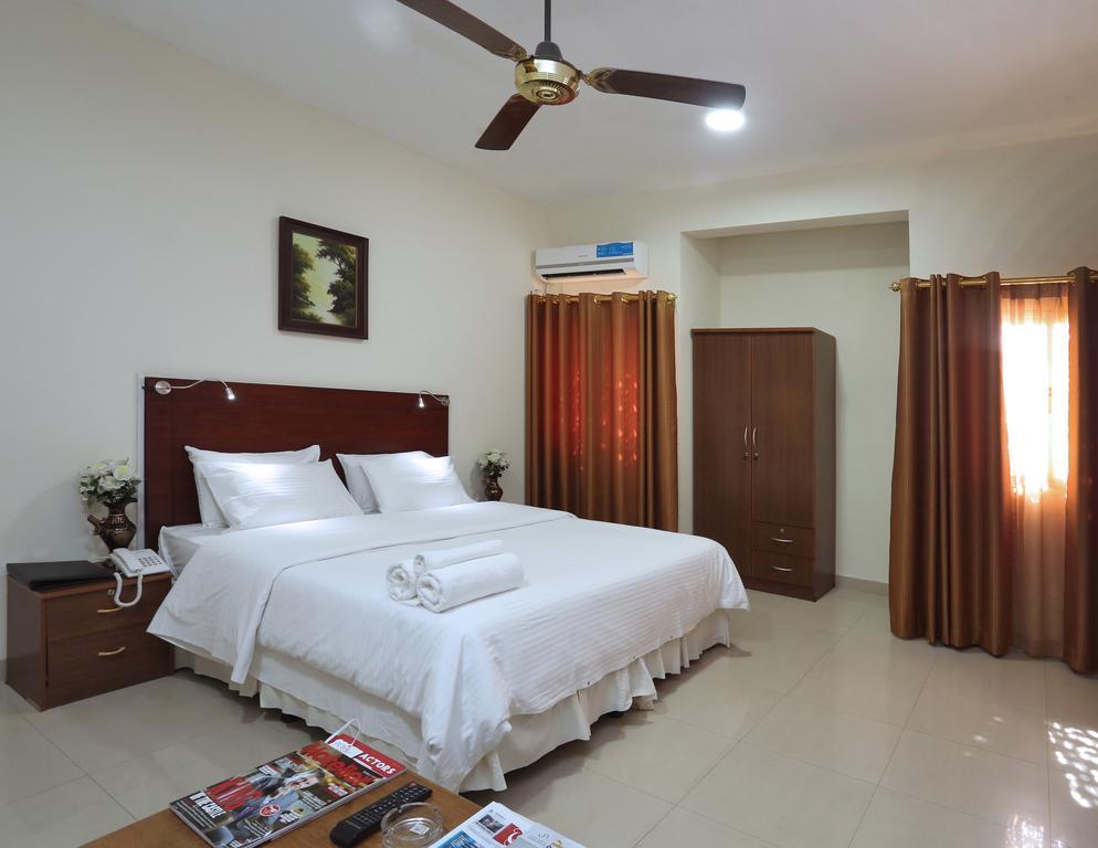 Nuzha Hotel Apartments Mascate Esterno foto