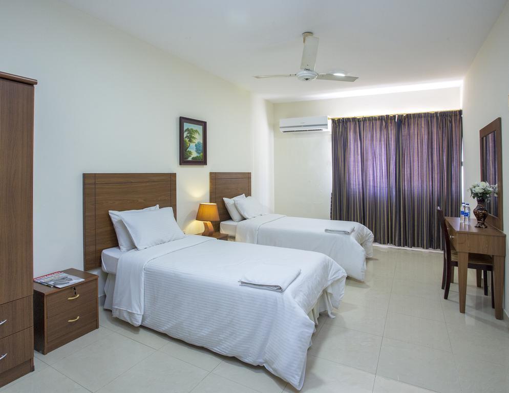 Nuzha Hotel Apartments Mascate Esterno foto