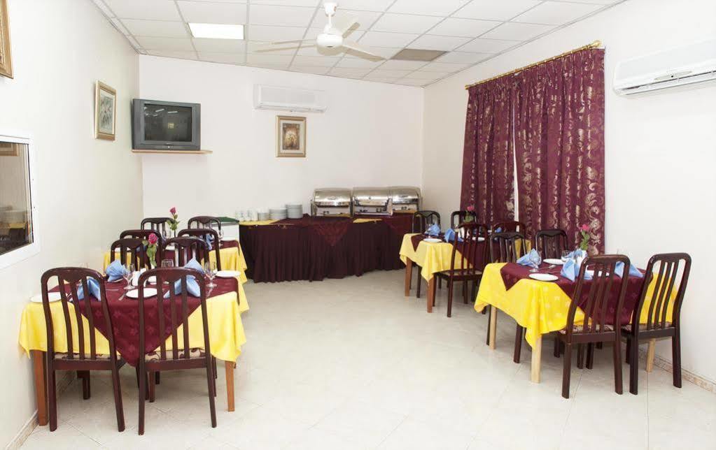 Nuzha Hotel Apartments Mascate Esterno foto